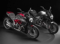 Alle originele en vervangende onderdelen voor uw Ducati Diavel Brasil 1200 2014.